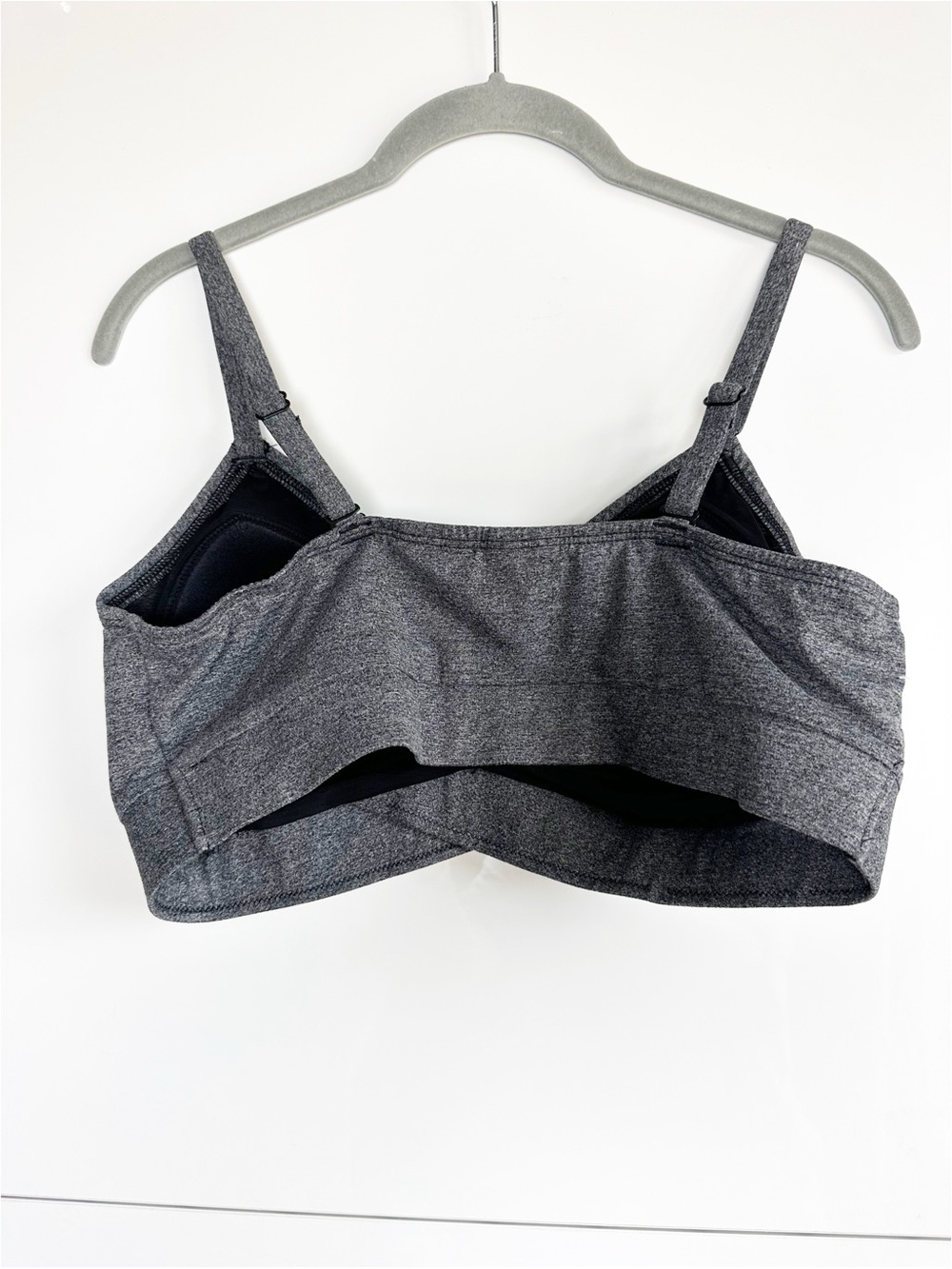 Torrid Lightly Lined Smooth Cross-Front Bralette Gray Size 0 (Large) - Picture 3 of 6